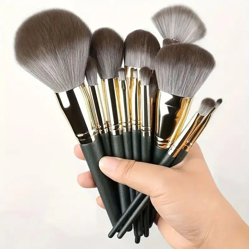 Soft Fluffy Professional Makeup Brush Set