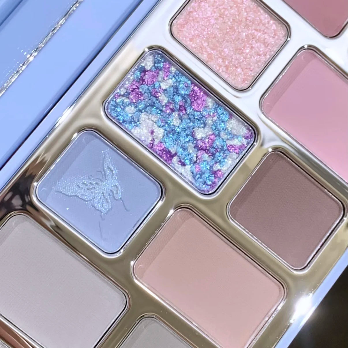 Cheeryep 16-Color Eyeshadow Palette – Glitter, Matte & Pearlescent