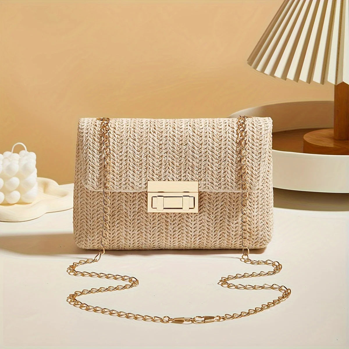 Woven straw shoulder bag