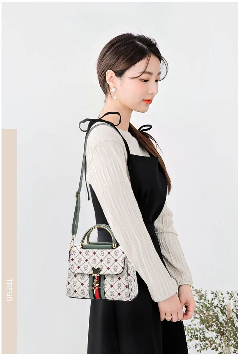 Elegant Shoulder Bag