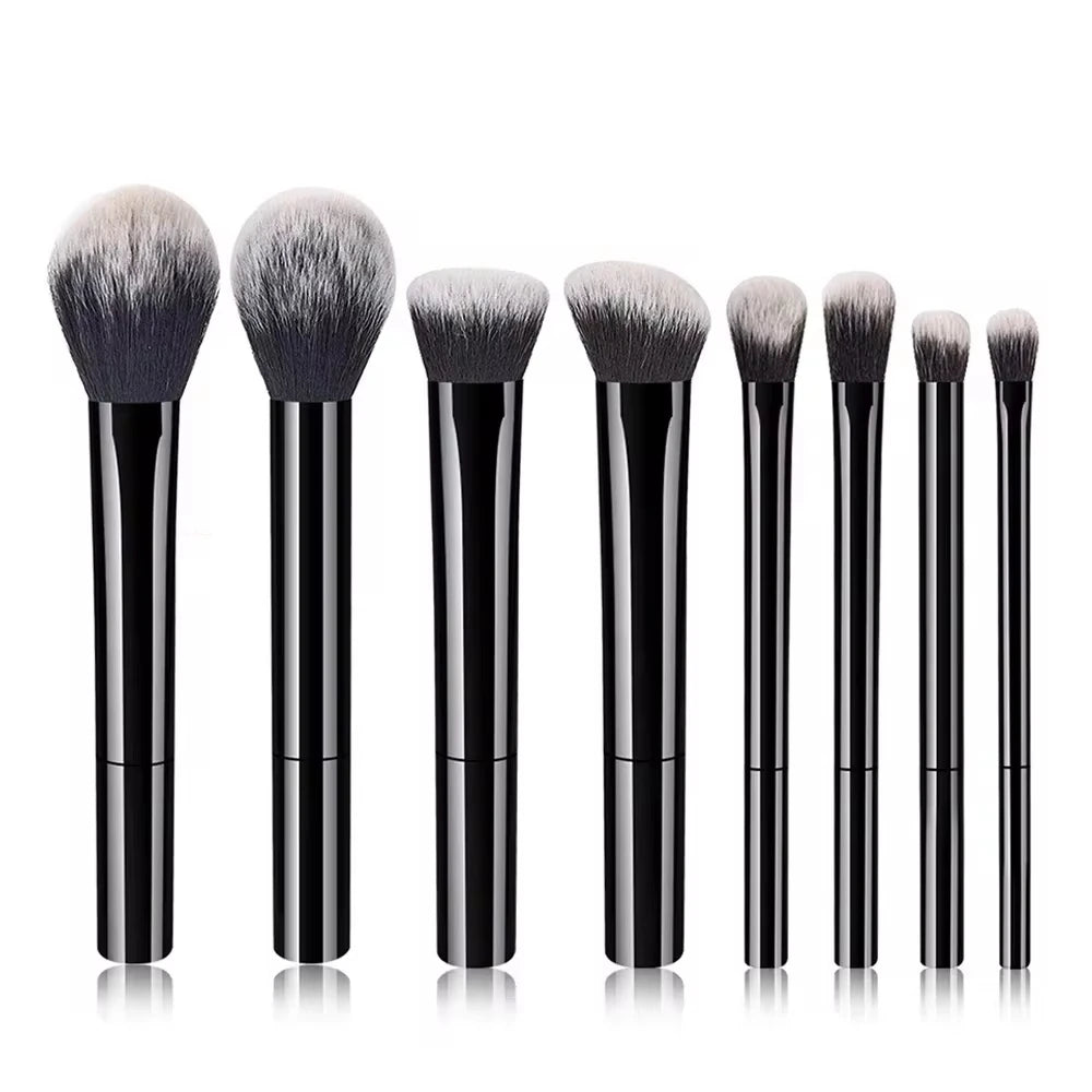 Set of 8 soft synthetic makeup brushes