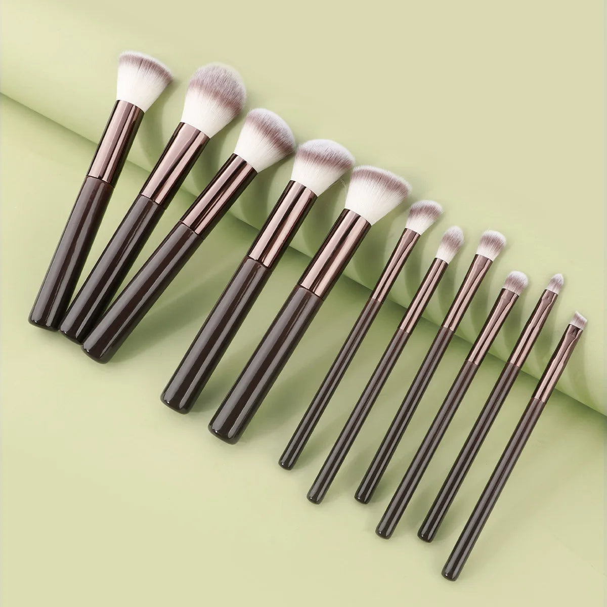 11pcs Solid Wood Handle Makeup Brush Set