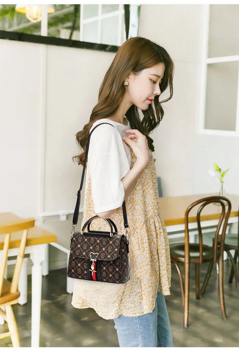 Elegant Shoulder Bag