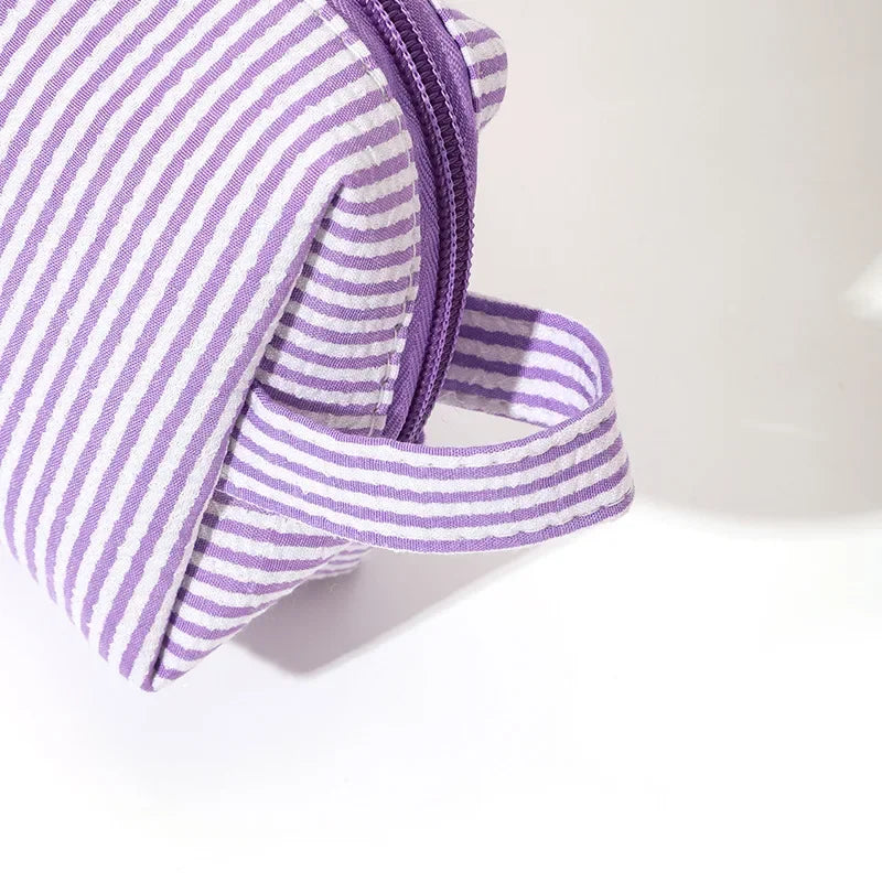 2 pieces of striped toiletry bag