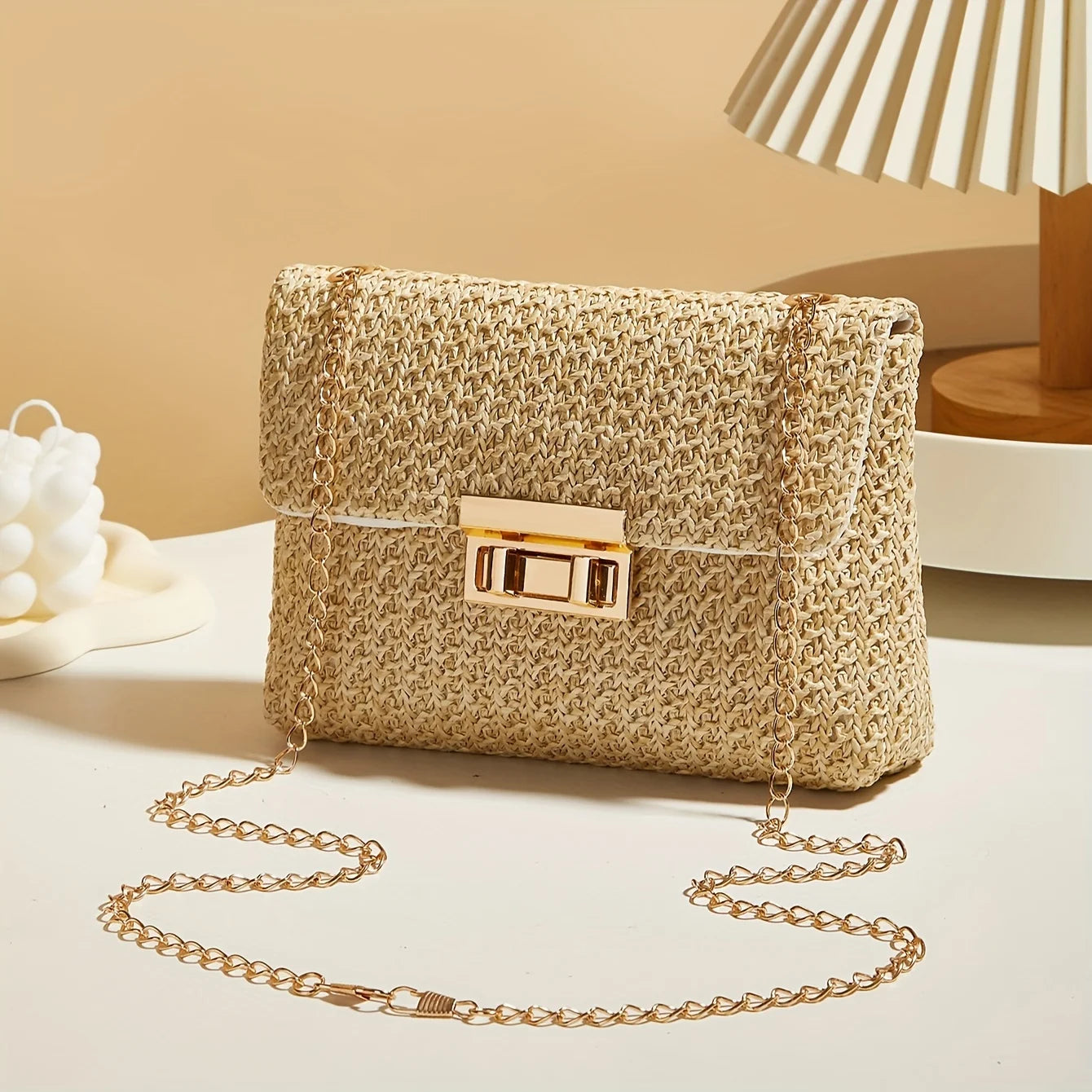 Woven straw shoulder bag
