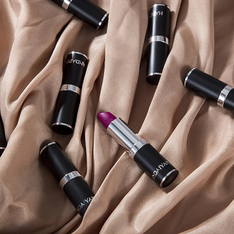 HANDAIYAN 12-Color Matte Velvet Lipstick – Long-Lasting & Waterproof