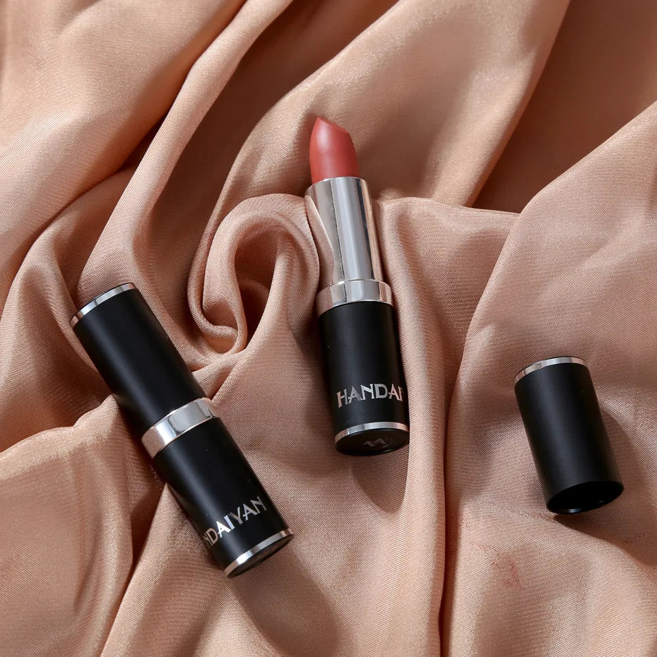 HANDAIYAN 12-Color Matte Velvet Lipstick – Long-Lasting & Waterproof
