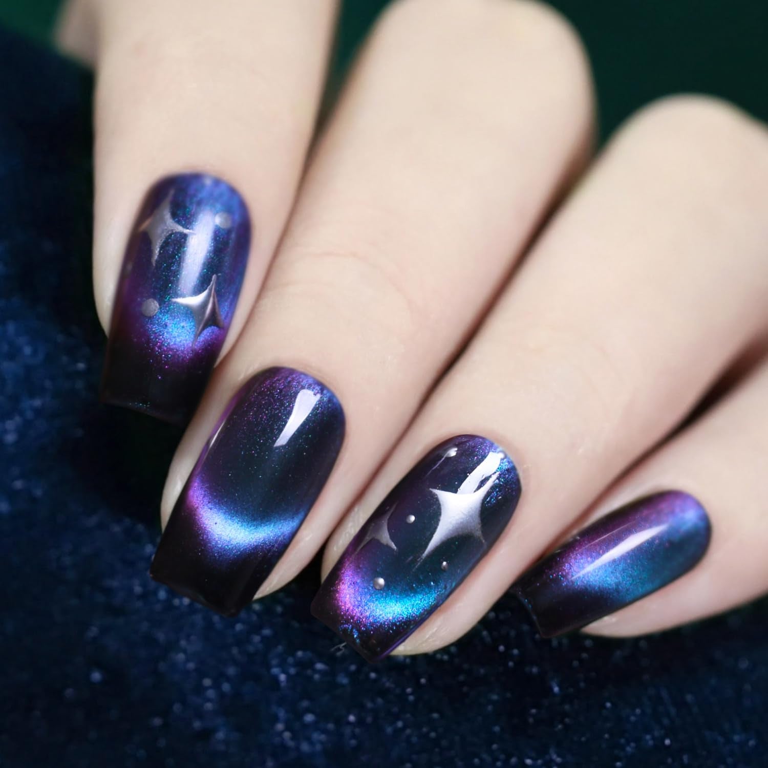 Cat Eye Nail Polish,Magnetic Effects with Chameleon Natural Air Drying Nail Art Salon Manicure Home(A02, 10ML)
