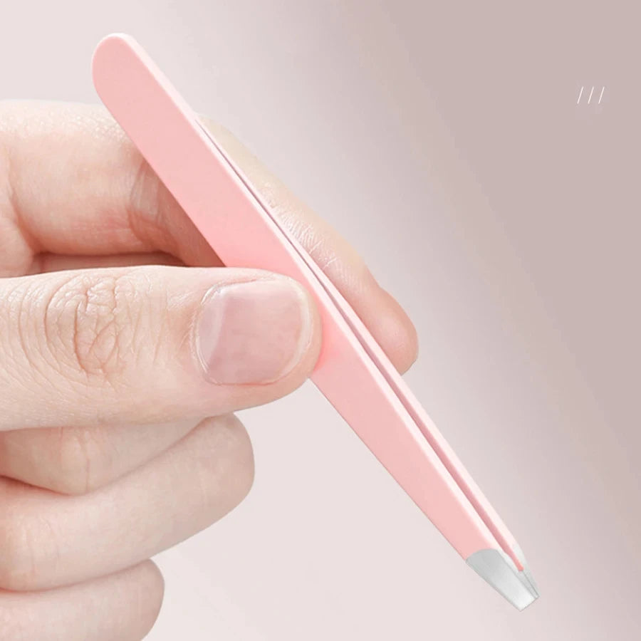 Set of 4 multicolored eyebrow tweezers