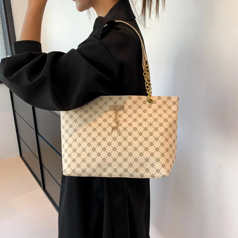 Women's soft leather tote bag